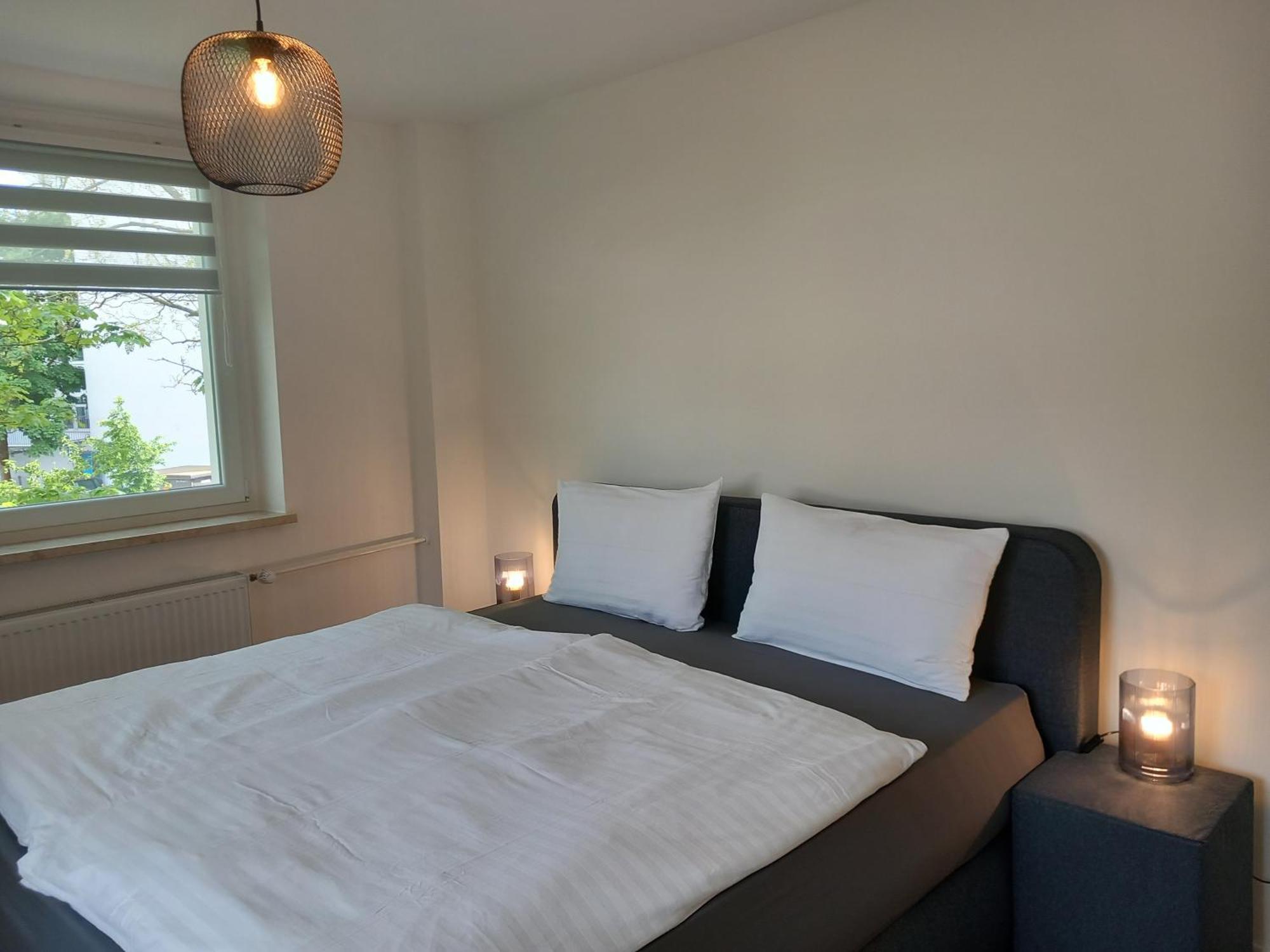 City Apartment Duisburg 1#Netflix &Wlan &Kingsize Bett &Kaffee Maschine & Central & 500M Innenhafen & 2 Min U Bahn 외부 사진