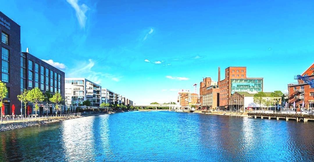 City Apartment Duisburg 1#Netflix &Wlan &Kingsize Bett &Kaffee Maschine & Central & 500M Innenhafen & 2 Min U Bahn 외부 사진